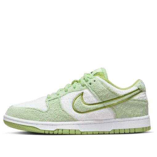 (WMNS) Nike Dunk Low SE 'Fleece - Honeydew' DQ7579-300