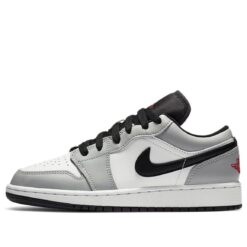 Jordan 1 Low ‘Light Smoke Grey’  553560-030