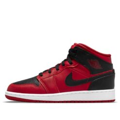 Air Jordan 1 MidReverse Bred 554725-660
