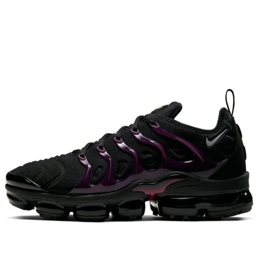 Nike Air VaporMax Plus ‘Black Noble Red’ 924453-021