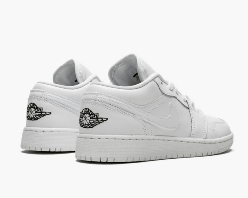 Jordan 1 Low ‘Triple White’ 553560-110