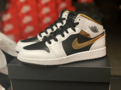 Jordan 1 Mid ‘White Gold Black’ 554725-190