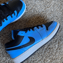 Jordan 1 Low ‘University Blue Black’ 553560-403