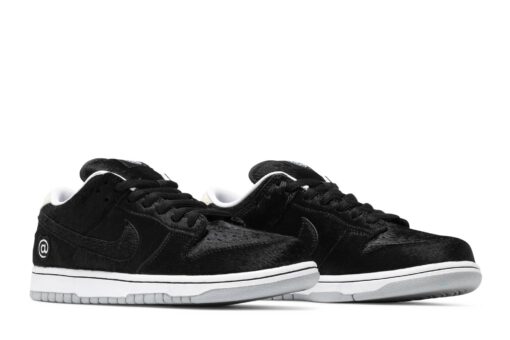 Nike SB Dunk Low x Medicom Toy ‘BE@RBRICK’ CZ5127-001