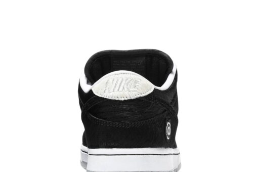 Nike SB Dunk Low x Medicom Toy ‘BE@RBRICK’ CZ5127-001