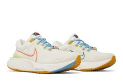ZoomX Invincible Run Flyknit 2 Sail Hot Curry DV1745-181