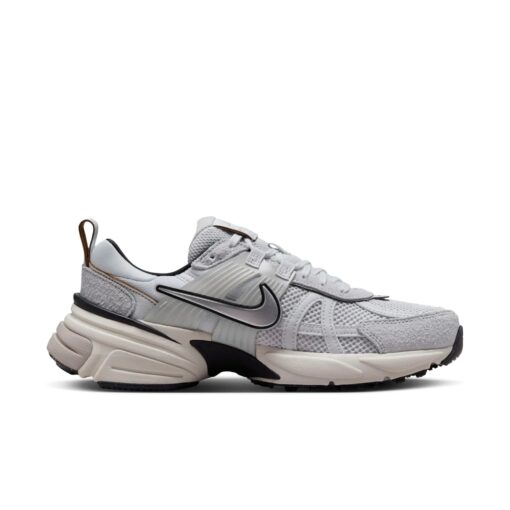 (WMNS) Nike V2K Run 'Pure Platinum Chrome' FN6703-002