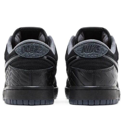 Nike Dunk Low 'Ducks of a Feather Black University of Oregon PE' HV1470-001