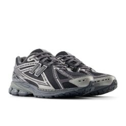 New Balance 1906R 'Black Silver' M1906RES