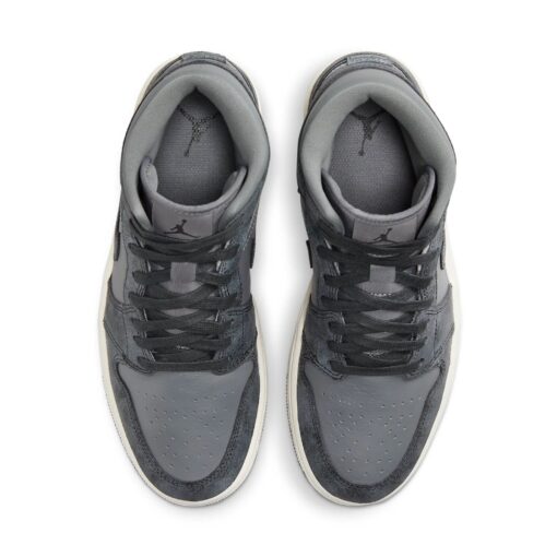 Air Jordan 1 Mid 'Distressed Smoke Grey' FJ3448-001