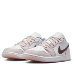 (WMNS) Air Jordan 1 Low 'Light Soft Pink' IB8859-101