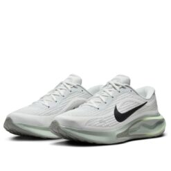 Nike Journey Run 'Summit White Jade Black' FN0228-102