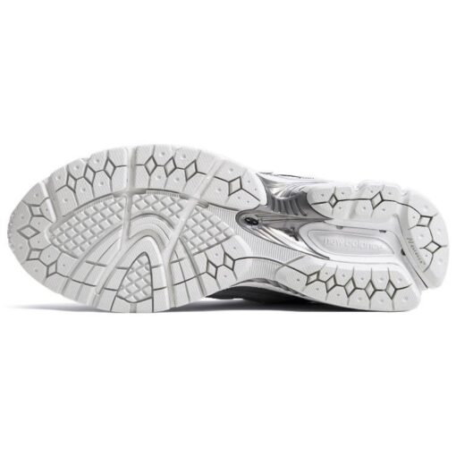 New Balance 1906R 'Silver' M1906RCB