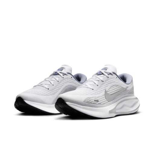Nike Journey Run 'White Black Ashen Slate Metallic Silver' FN0228-104