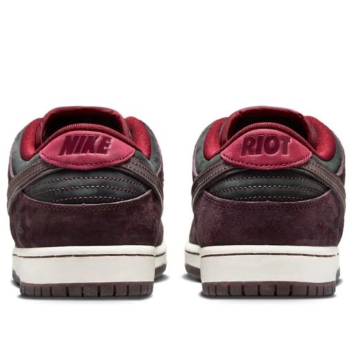 Nike x Riot Skateshop SB Dunk Low 'Mahogany Dark Beetroot' FZ1289-200