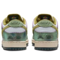 Nike x Alexis Sablone SB Dunk Low 'Chameleon' HJ3386-300