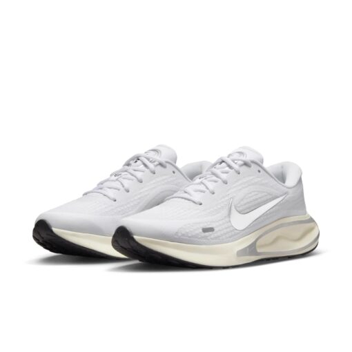(WMNS) Nike Journey Run 'White Metallic Silver' FJ7765-104