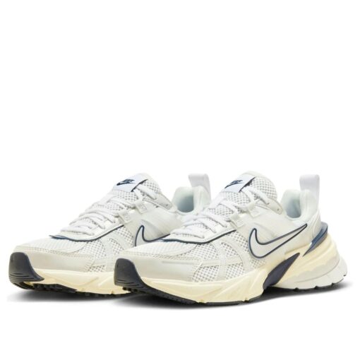 (WMNS) Nike V2K Run 'Summit White Navy' FD0736-102