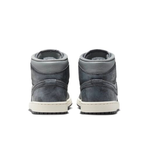 Air Jordan 1 Mid 'Distressed Smoke Grey' FJ3448-001