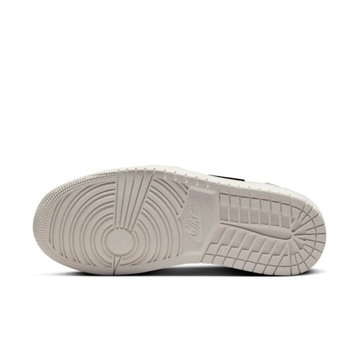 Air Jordan 1 Low Method of Make 'Sail Metallic Gold' FN5032-100