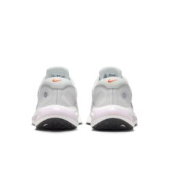(WMNS) Nike Journey Run 'Summit White Barely Grape' FJ7765-100