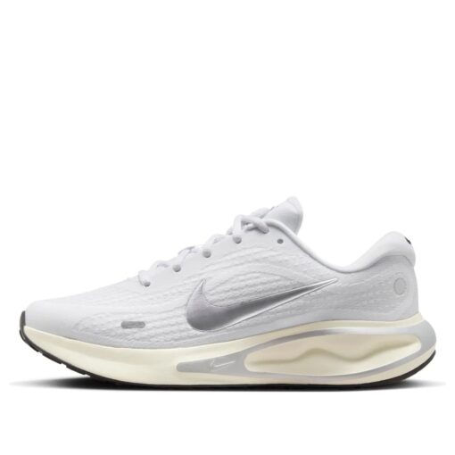 (WMNS) Nike Journey Run 'White Metallic Silver' FJ7765-104