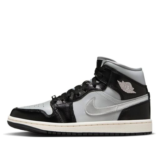Air Jordan 1 Mid SE 'Black Chrome' FB9892-002