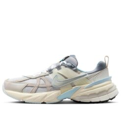 (WMNS) Nike V2k Run 'Multi' FZ3596-072