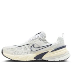 (WMNS) Nike V2K Run 'Summit White Navy' FD0736-102