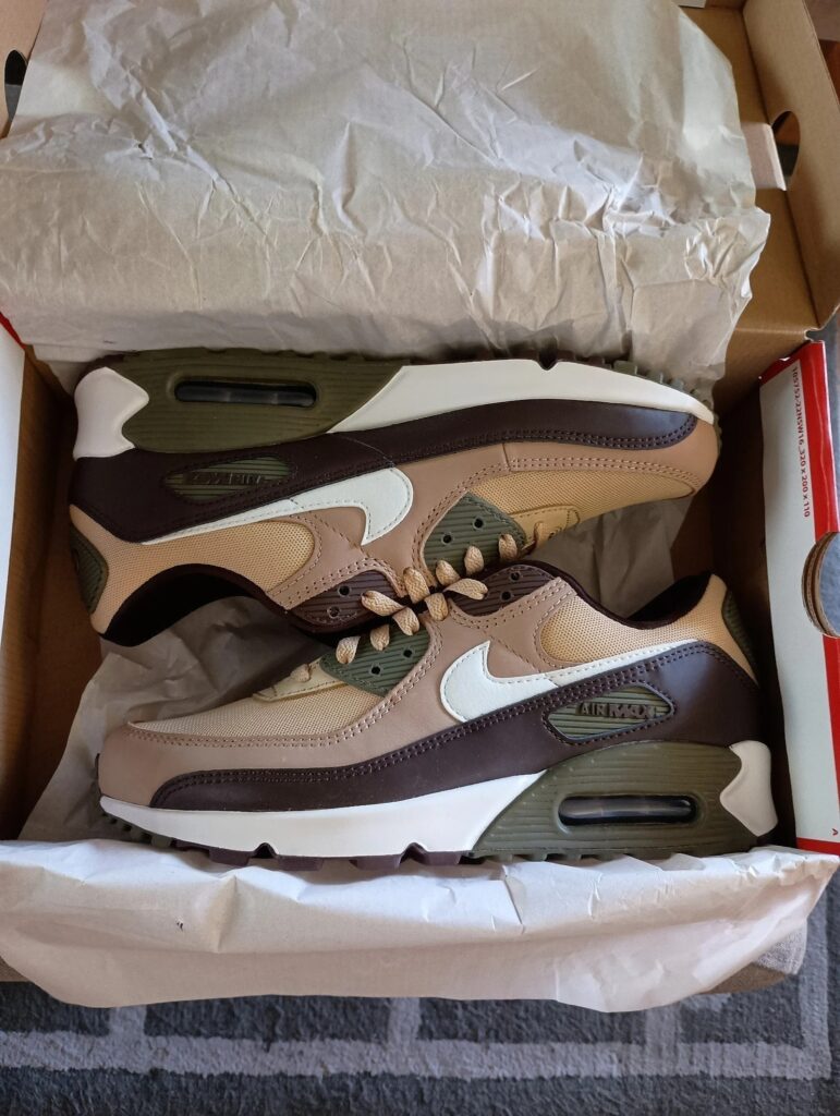 Nike Air Max 90 ‘Hemp Earth’ Review: Natural Tones Meet Everyday Comfort