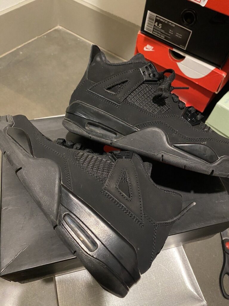(GS) Air Jordan 4 Retro ‘Black Cat’ 2020 Review: Sleek, Stealthy, and Street-Approved