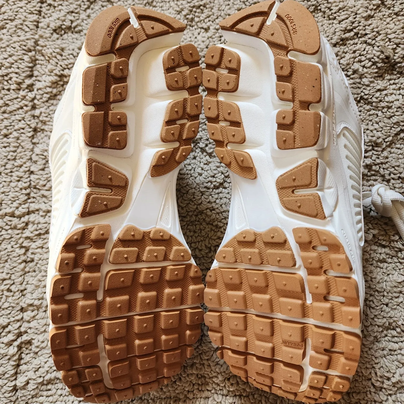 Nike Air Zoom Vomero 5 ‘Sail Coconut Milk’ Review: Sleek Comfort Meets Everyday Elegance Nike Air Zoom Vomero 5 ‘Sail Coconut Milk’ Review: Sleek Comfort Meets Everyday Elegance