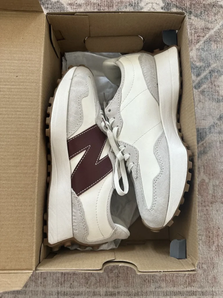 New Balance STAUD x 327 ‘Grey Burgundy’ Review: Elevated Style Meets Everyday Comfort New Balance STAUD x 327 ‘Grey Burgundy’ Review: Elevated Style Meets Everyday Comfort