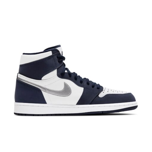 Air Jordan 1 Retro High co.JP 'Midnight Navy' Suitcase Special Box DB5877-100