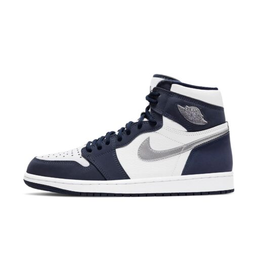 Air Jordan 1 Retro High co.JP 'Midnight Navy' Suitcase Special Box DB5877-100