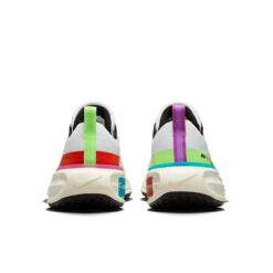 Nike Invincible Run 3 SE 'White Blue Lightning Fushsia Dream' FJ1046-100