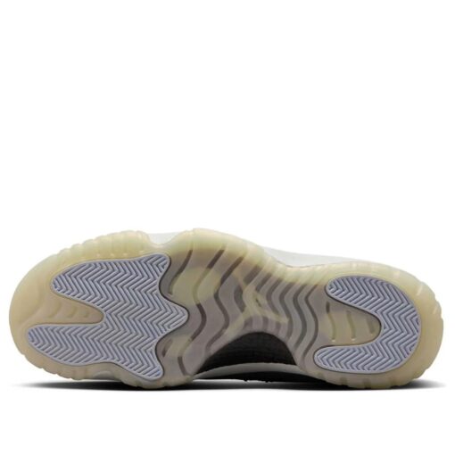 Air Jordan 11 Retro Low 'Year of the Snake' HQ7000-001