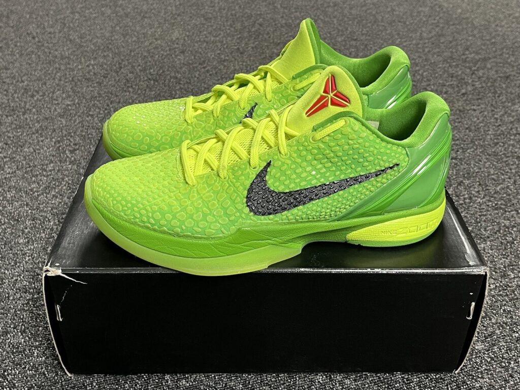 Nike Zoom Kobe 6 Protro ‘Grinch’ Review: The Holiday Grail Returns with a Vengeance Nike Zoom Kobe 6 Protro ‘Grinch’ Review: The Holiday Grail Returns with a Vengeance