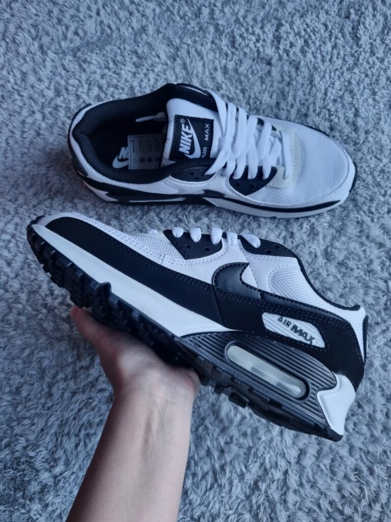 Nike Air Max 90 ‘Panda’ Review: Monochrome Style Meets Max Comfort