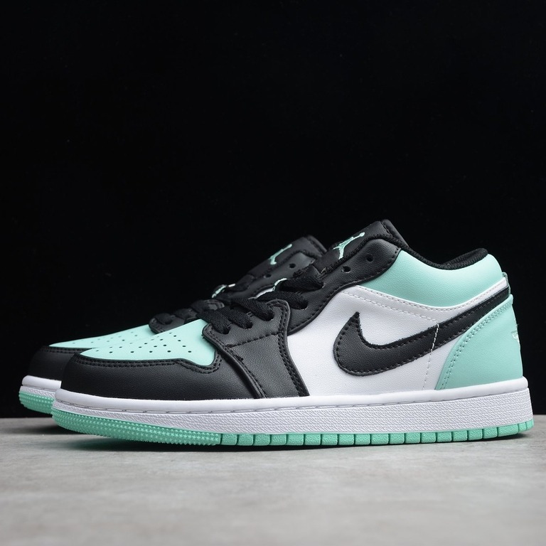 Air Jordan 1 Retro Low ‘Emerald’ Review: Classic Design With a Fresh Green Punch
