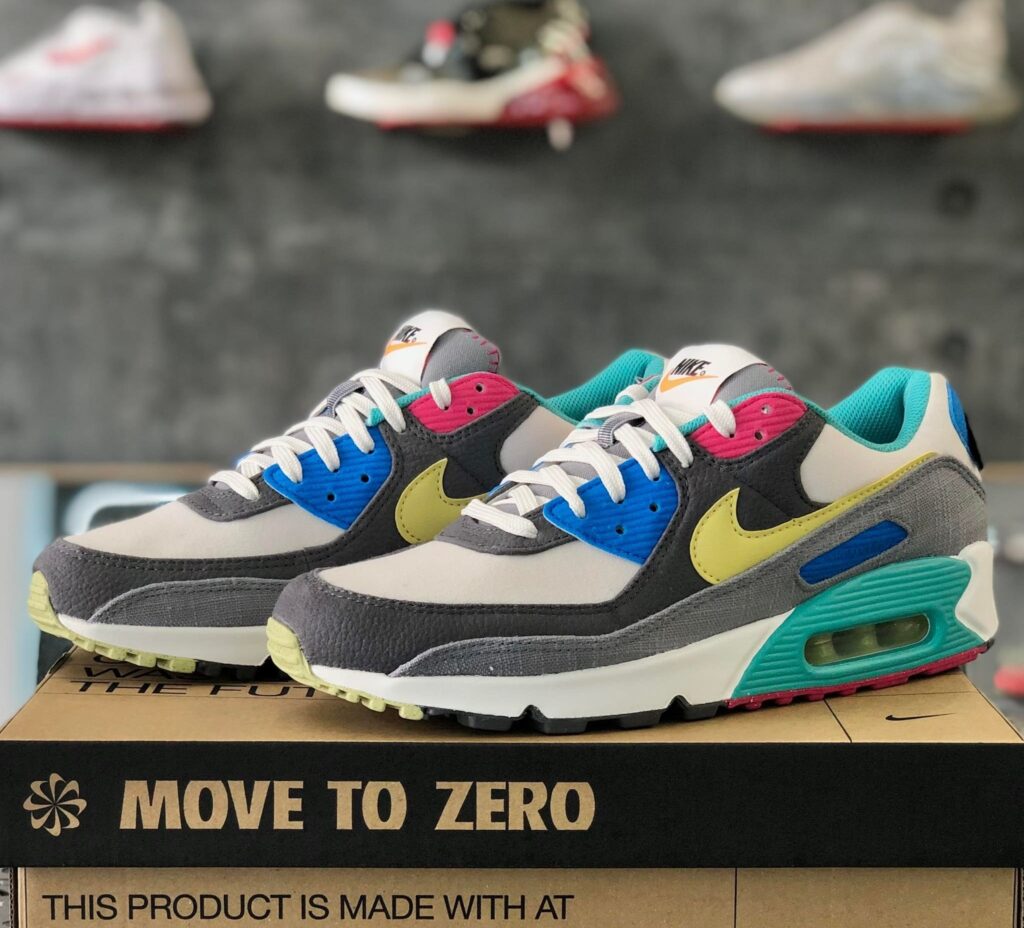 Nike Air Max 90 ‘Air Sprung – Iron Grey’ Review: Eco-Inspired Style with Classic Air Max Comfort Nike Air Max 90 ‘Air Sprung – Iron Grey’ Review: Eco-Inspired Style with Classic Air Max Comfort