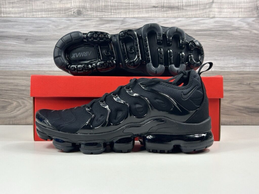 Nike Air VaporMax Plus ‘Triple Black’ Review: Stealthy Power Meets Futuristic Comfort