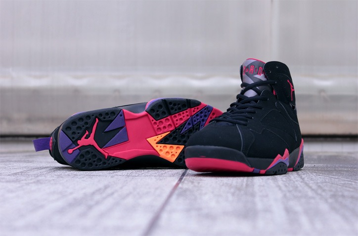 Air Jordan 7 Retro ‘Raptor’ 2012 Review: A Sleek Icon from the Golden Era