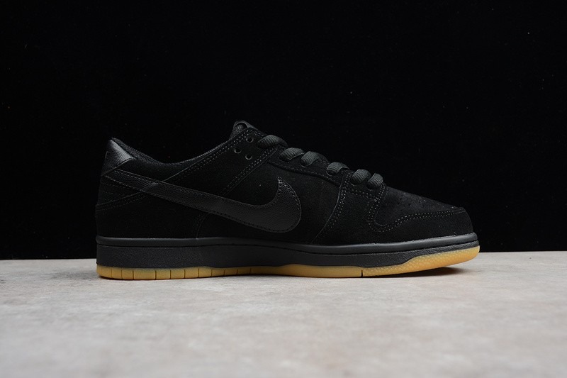Nike SB Dunk Low Pro ‘Black Ishod Wair’ Review: A Skater’s Classic in Stealth Mode