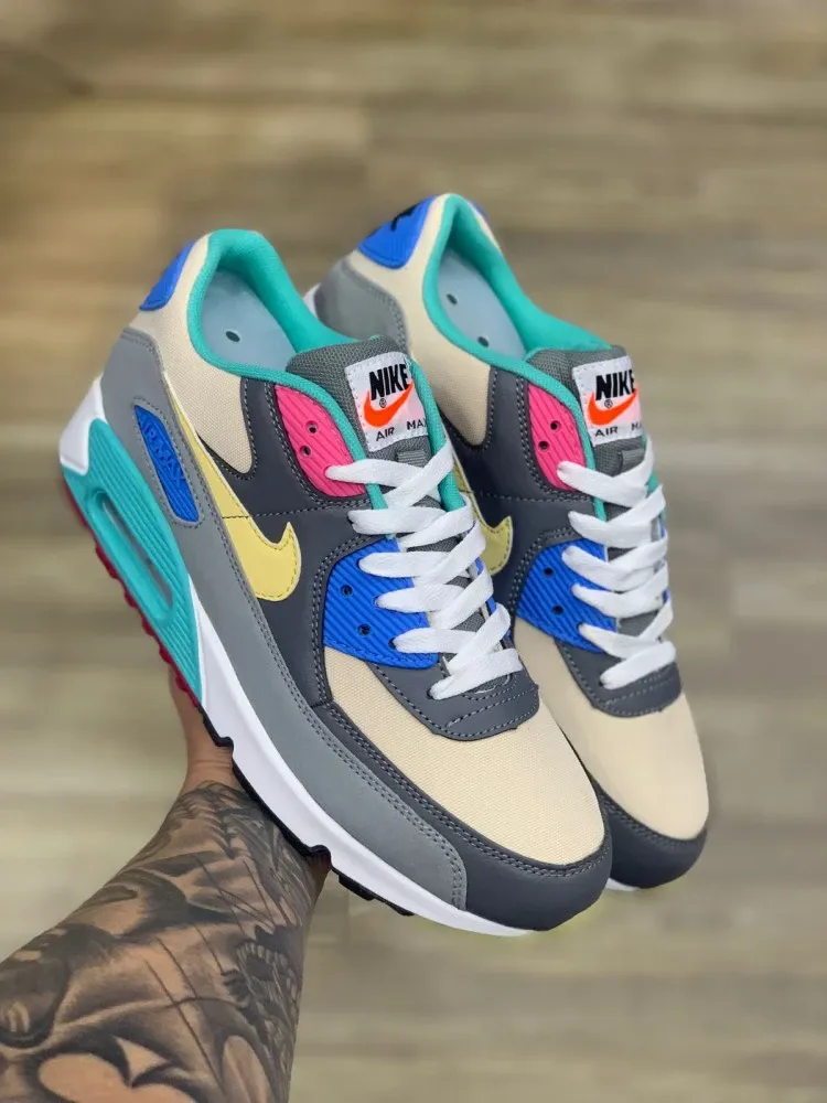 Nike Air Max 90 ‘Air Sprung – Iron Grey’ Review: Eco-Inspired Style with Classic Air Max Comfort Nike Air Max 90 ‘Air Sprung – Iron Grey’ Review: Eco-Inspired Style with Classic Air Max Comfort