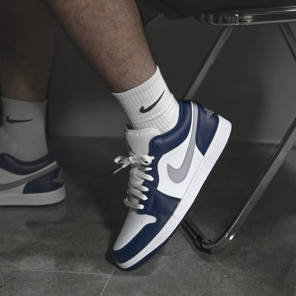 Air Jordan 1 Low SE ‘Midnight Navy’ Review: Sleek, Sporty, and Effortlessly Stylish