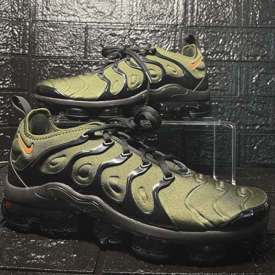 Nike Air VaporMax Plus ‘Rough Green’ Review: Bold Tech, Military Edge