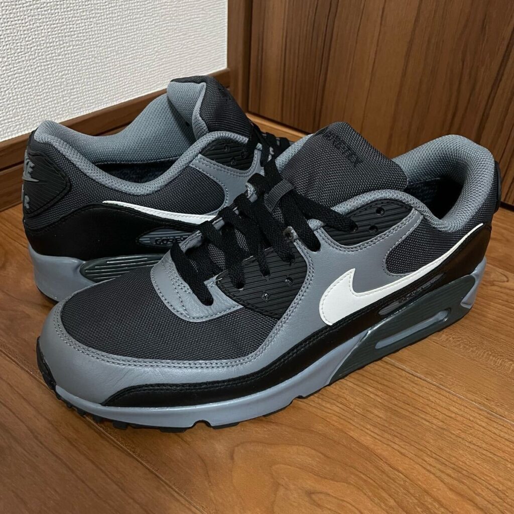 Nike Air Max 90 GORE-TEX ‘Dark Smoke Grey’ Review: All-Weather Performance Meets Street-Ready Style