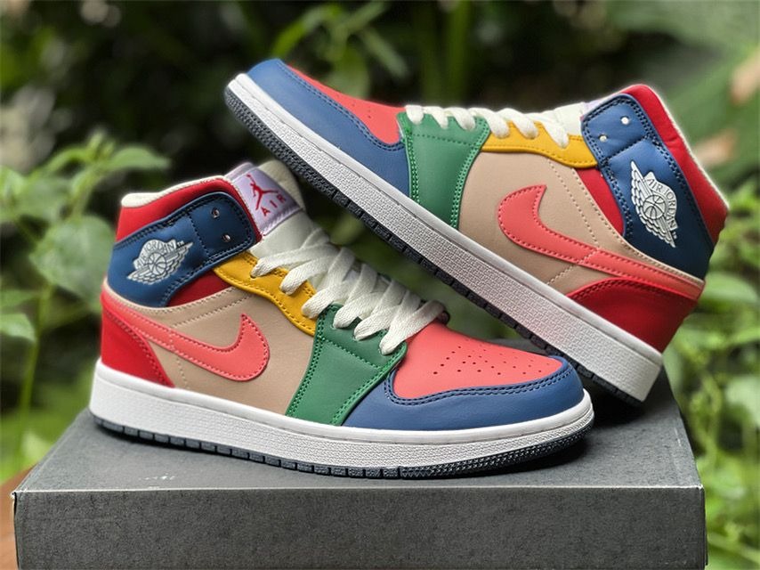 (WMNS) Air Jordan 1 Mid SE ‘Multi-Color 2022’ Review: A Vibrant Statement in Every Step