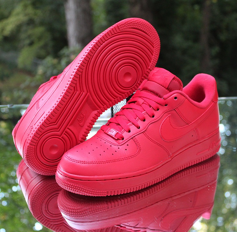 Nike Air Force 1 Low ’07 LV8 1 ‘Triple Red’ Review: Bold, Monochrome Power